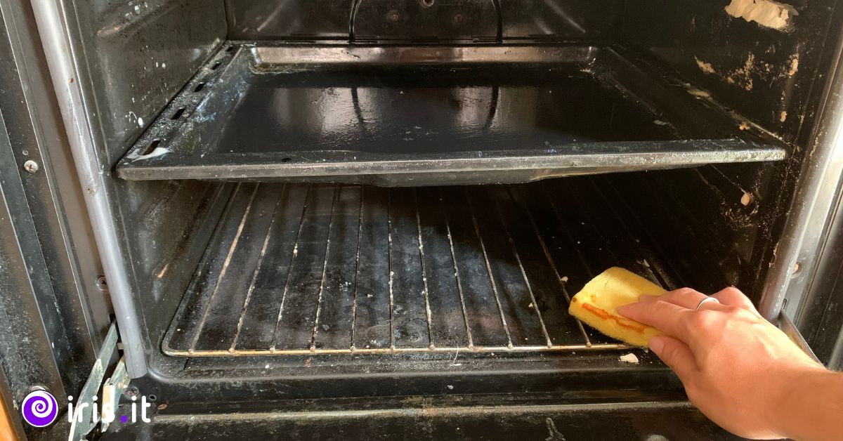 forno molto sporco